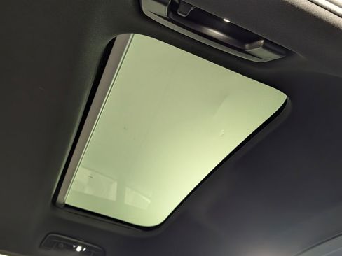 New 2025 Porsche Panamera image 30