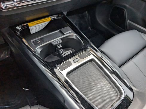 New 2026 Mercedes-Benz GLB 250 4MATIC image 18