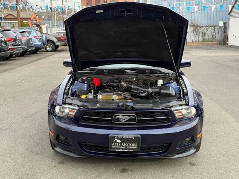 Used 2012 Ford Mustang Premium image 42