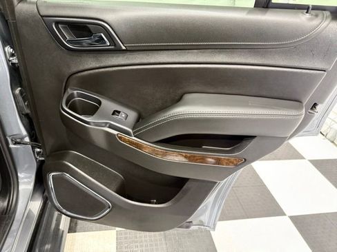 Used 2020 Chevrolet Tahoe LT image 31