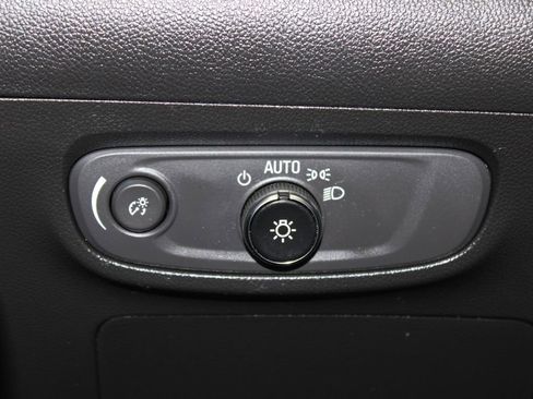 Used 2024 Buick Encore GX Sport Touring w/ Comfort Package FWD image 29