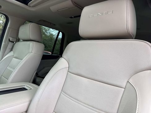 Used 2015 GMC Yukon Denali w/ Touring Package image 27