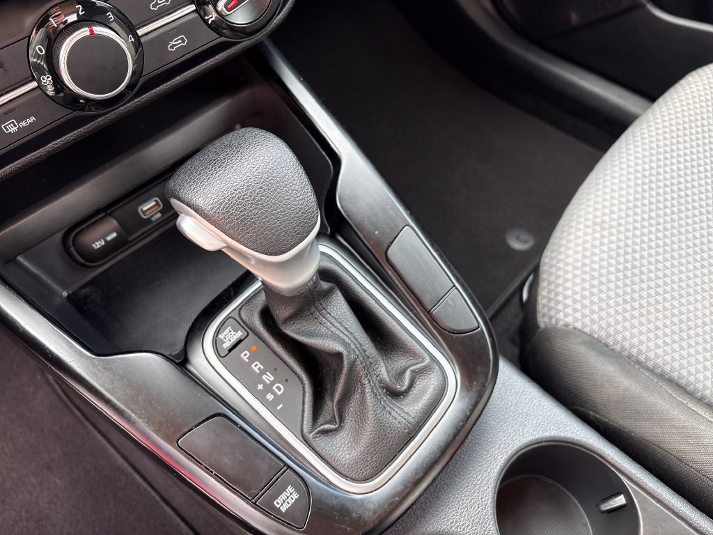 Used 2022 Kia Soul LX w/ Technology Package FWD image 24
