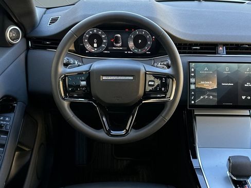 Used 2025 Land Rover Range Rover Evoque S image 29