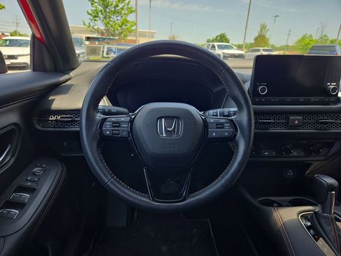 Certified 2024 Honda HR-V Sport image 15