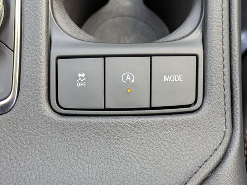 Certified 2023 Cadillac XT4 Sport AWD/4WD image 29
