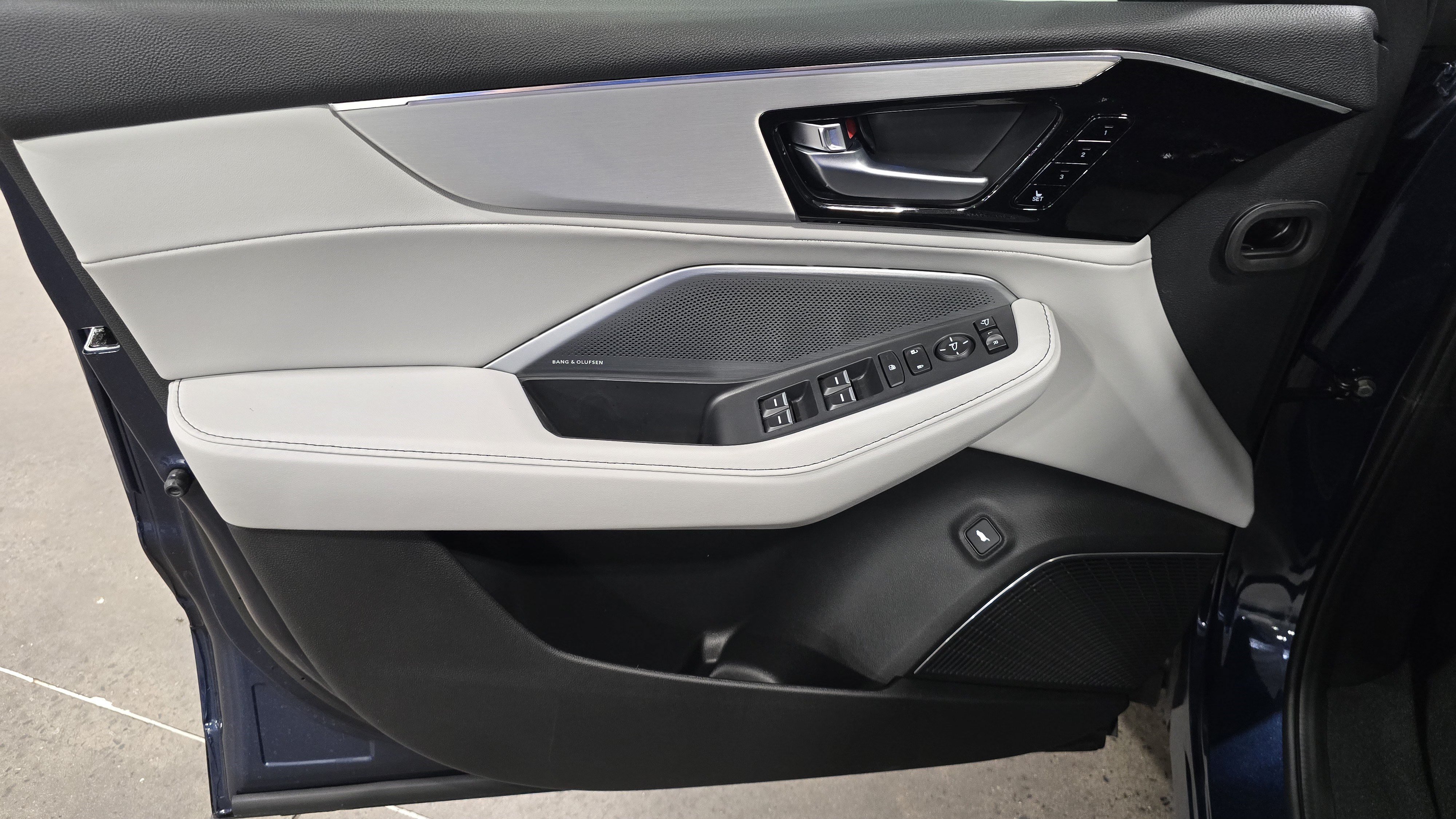 Used 2026 Acura MDX w/ Technology Package FWD image 18