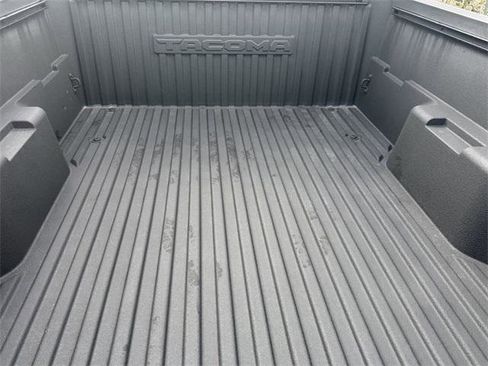 Certified 2025 Toyota Tacoma TRD Sport w/ TRD Sport Upgrade Package image 25