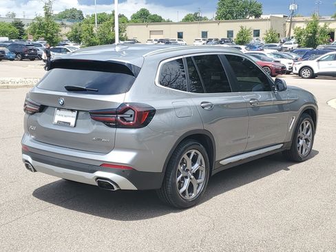 Used 2023 BMW X3 xDrive30i w/ Premium Package AWD/4WD image 4