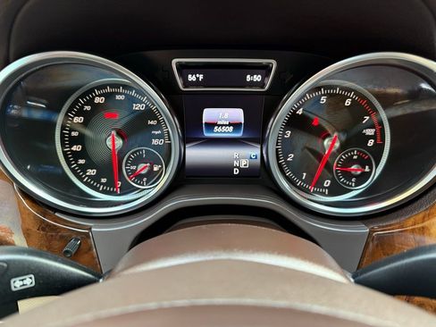 Used 2019 Mercedes-Benz GLS 450 4MATIC image 39