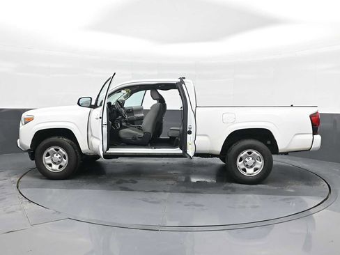 Used 2021 Toyota Tacoma SR image 40