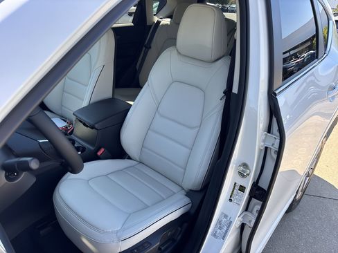 New 2025 MAZDA CX-5 AWD 2.5 S w/ Preferred Package image 20