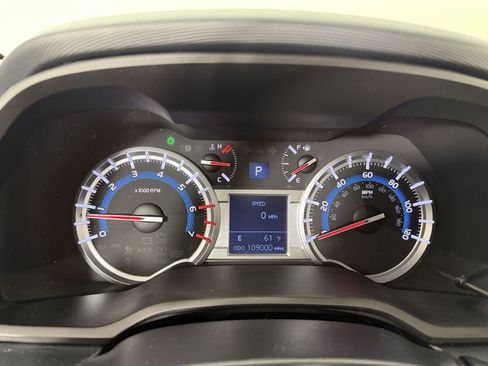 Used 2015 Toyota 4Runner SR5 Premium image 26