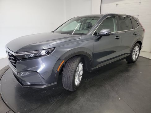 Used 2025 Honda CR-V EX-L image 3