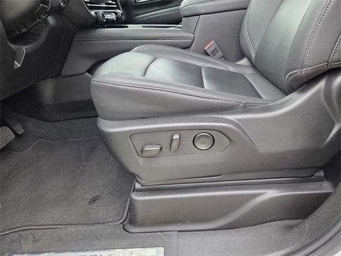 Certified 2025 Chevrolet Tahoe LT image 28