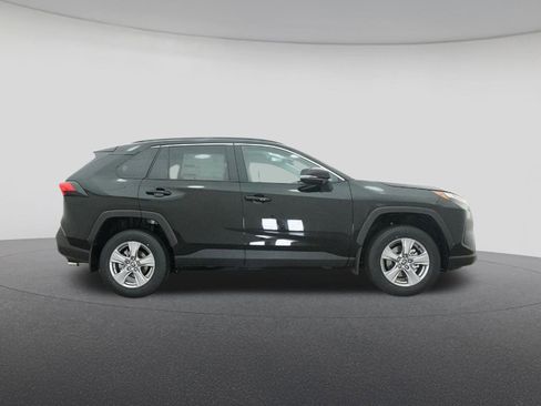 New 2025 Toyota RAV4 XLE image 27