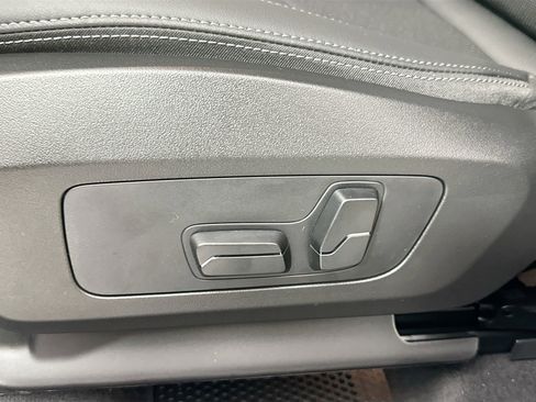 New 2026 BMW X1 xDrive28i w/ Convenience Package image 18