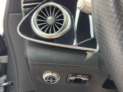 Used 2022 Mercedes-Benz EQS 580 4MATIC Sedan image 27