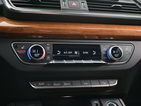 Used 2023 Audi Q5 2.0T Premium Plus AWD/4WD image 25