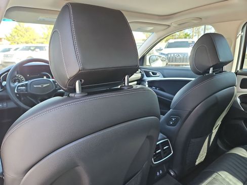 Certified 2026 Genesis G70 2.5T Prestige RWD image 16