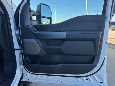 New 2026 Ford F350 Lariat w/ Chrome Package image 33