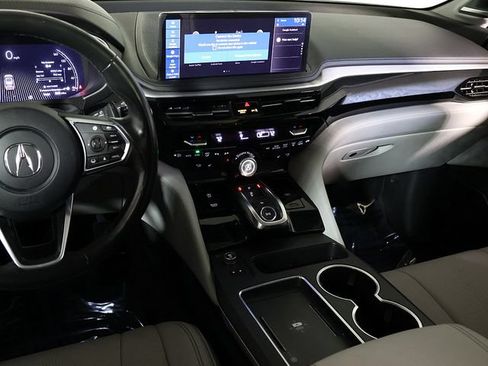 Certified 2025 Acura MDX SH-AWD w/ Technology Package image 17
