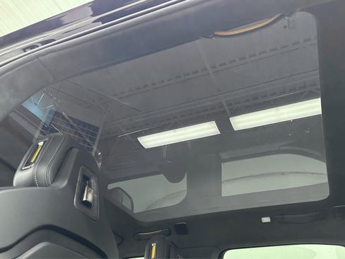 Used 2022 Rivian R1T Adventure image 36