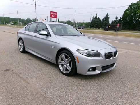 Used 2014 BMW 535i xDrive Sedan AWD/4WD image 3