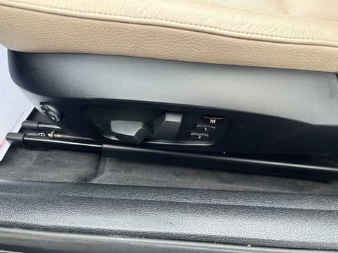 Used 2013 BMW 128i Convertible image 13