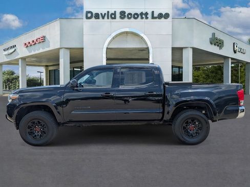 Used 2019 Toyota Tacoma SR5 AWD/4WD image 38