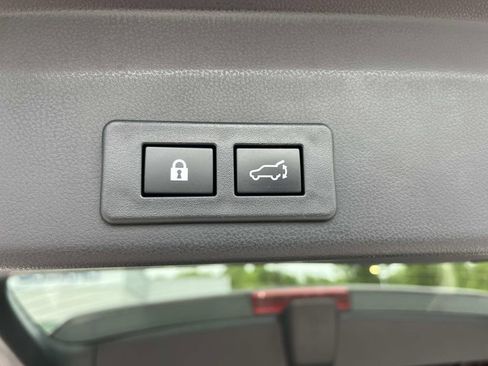Certified 2023 Subaru Ascent Touring AWD/4WD image 22