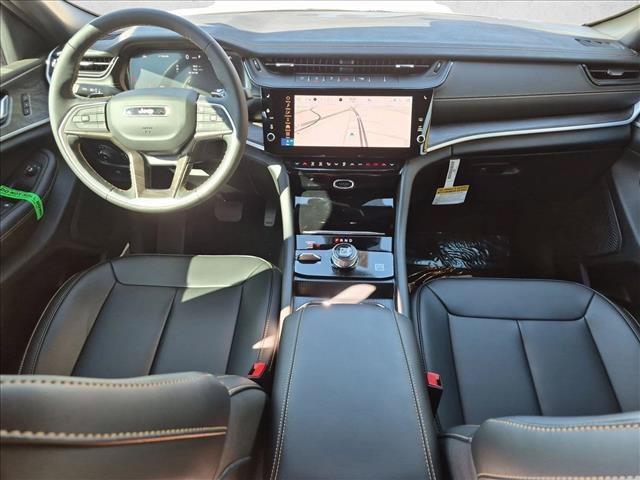 New 2026 Jeep Grand Cherokee Limited AWD/4WD image 15
