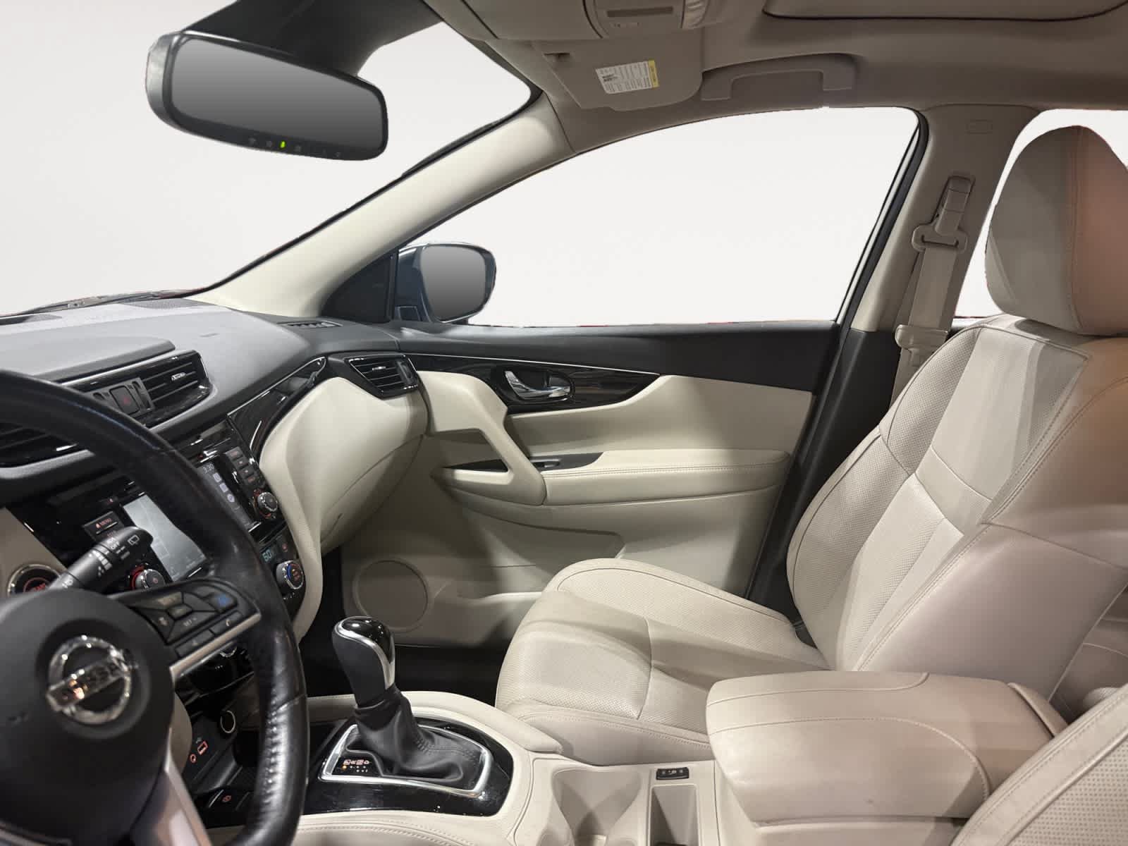 Used 2019 Nissan Rogue Sport SL w/ Premium Package FWD image 10
