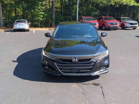 Used 2021 Honda Accord Sport image 2