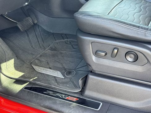 Used 2022 Chevrolet Silverado 1500 ZR2 w/ Technology Package image 17