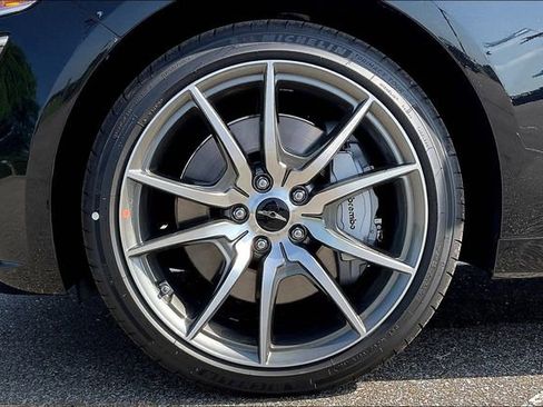 New 2026 Genesis G70 2.5T image 12