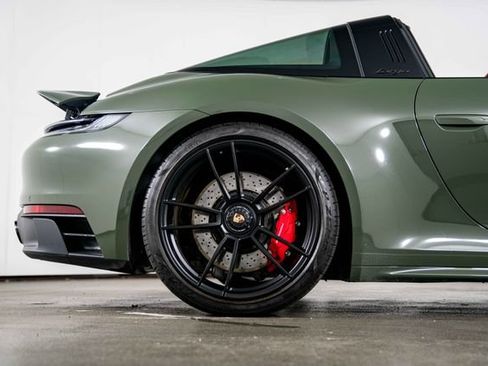 Used 2022 Porsche 911 Targa 4 GTS w/ Premium Package AWD/4WD image 10
