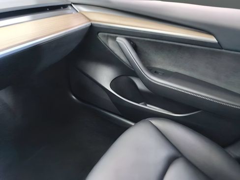 Used 2023 Tesla Model 3 Long Range AWD/4WD image 22