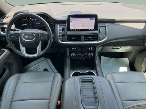 Used 2021 GMC Yukon SLT w/ SLT Premium Package RWD image 9