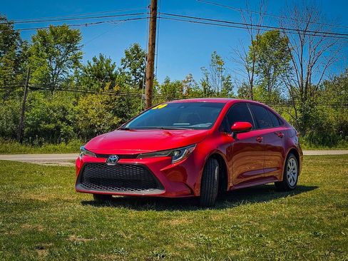 Used 2020 Toyota Corolla LE FWD image 7