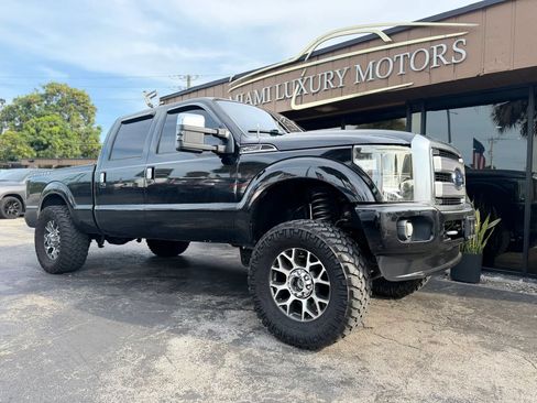 Used 2015 Ford F250 Platinum AWD/4WD image 3