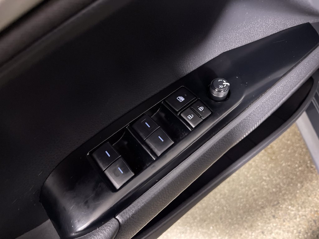 Used 2025 Toyota Camry LE FWD image 16