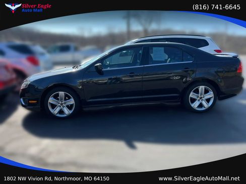 Used 2010 Ford Fusion Sport FWD image 2