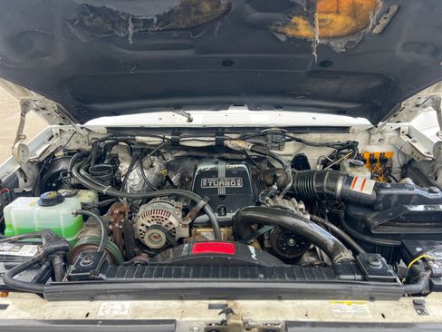 Used 1996 Ford F450 2WD Regular Cab Super Duty image 29