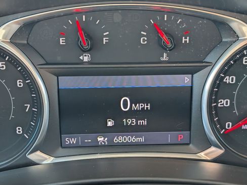 Used 2020 Chevrolet Equinox Premier AWD/4WD image 15