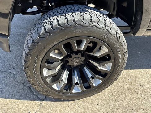 Used 2020 RAM 2500 Laramie w/ Night Edition image 13