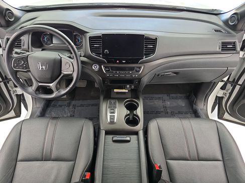 Used 2022 Honda Pilot TrailSport image 9