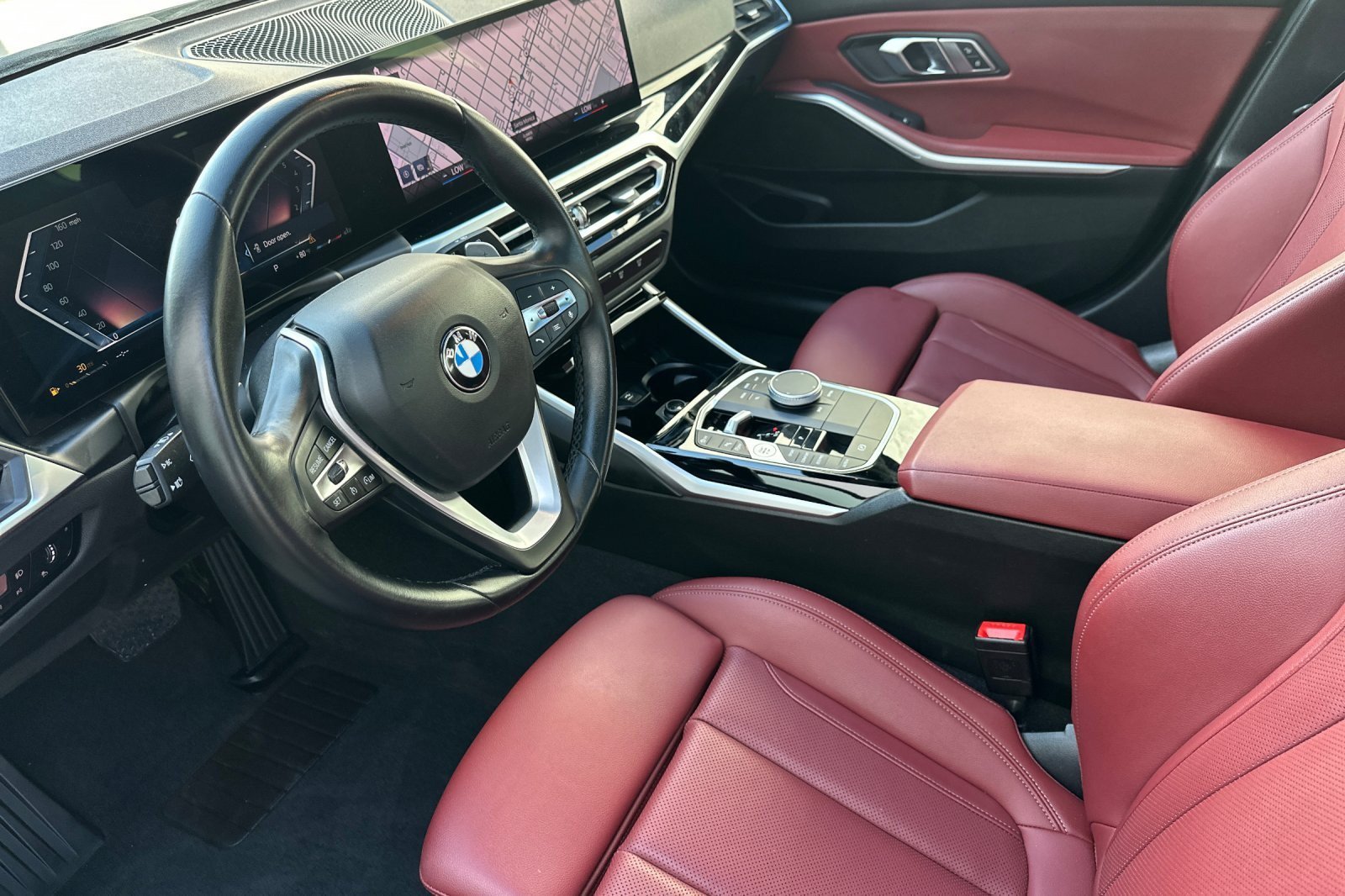 Used 2023 BMW 330i Sedan w/ Convenience Package RWD image 9