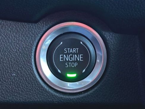 Used 2024 Chevrolet Traverse RS AWD/4WD image 10