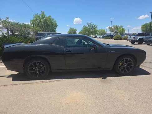 Used 2019 Dodge Challenger SXT w/ Blacktop Package RWD image 9